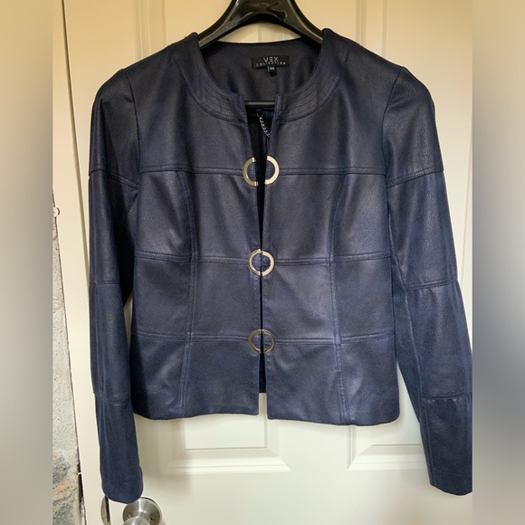 Stunning dark navy faux leather fitted jacket - Picture 2 of 10